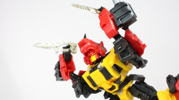 Transformers Mastermind Creations Headstrong R05 Fortis Video Review Shartimus Prime Image  (25 of 45)